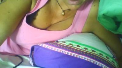 Milfglitter webcam model stream image