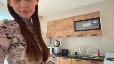 EmmaNouer webcam cam4 model stream image