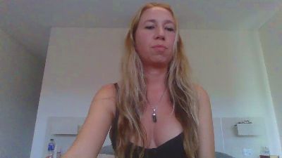 Serenalinda webcam model stream image