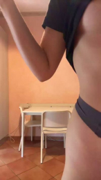 VickyLatin webcam model stream image