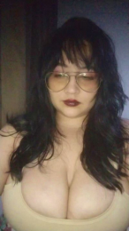 Bruxa_Oichi webcam model stream image