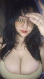 Bruxa_Oichi webcam model stream image