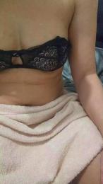 Neewlook webcam model stream image