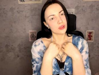 GoldenVibeX webcam bongacams model stream image