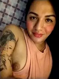 Yourbabyshane webcam model stream image