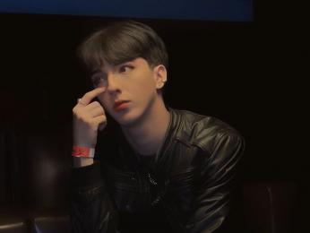 DanielleSinclai webcam model stream image