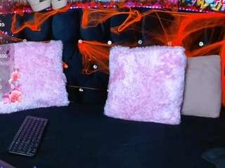 samlittle1 webcam model stream image