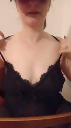 Elina94 webcam model stream image
