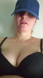 Elina94 webcam model stream image