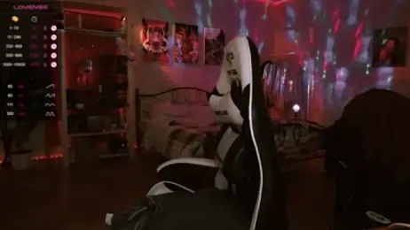 raingurl webcam model stream image