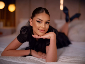 AmyraBella webcam livejasmin model stream image