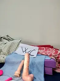 Lyly_suri07 webcam model stream image