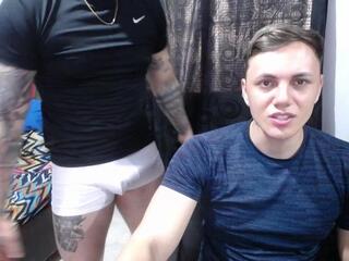 Dorian & Axel webcam model stream image