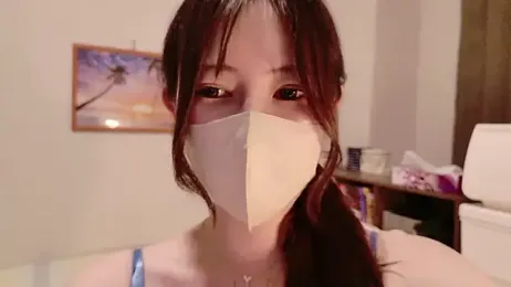 MOEMOE-Q webcam stripchat model stream image