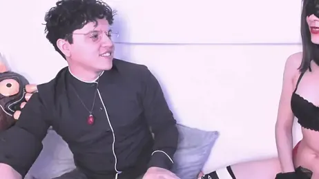 Tuxxxedo webcam model stream image