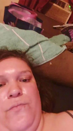 LovelyLavain webcam model stream image