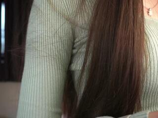 Malinda Hurni webcam model stream image
