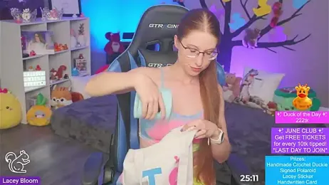 TheLaceyBloom webcam model stream image