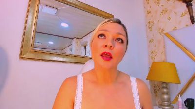 MalorySweet webcam model stream image