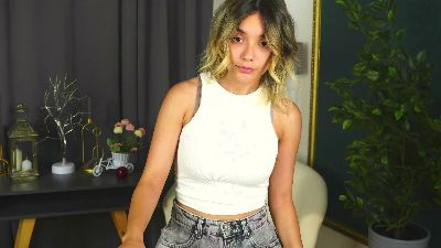 EunaMorency webcam model stream image