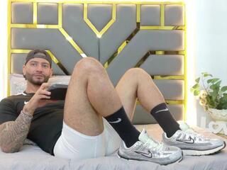 Yorby Maxx webcam model stream image
