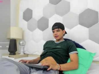 axel_forte webcam model stream image