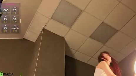 Mollly_Rouge webcam model stream image