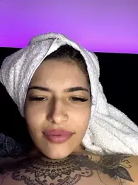 taste_of_reea webcam model stream image