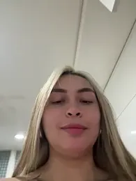 Im_emmaoxf webcam model stream image