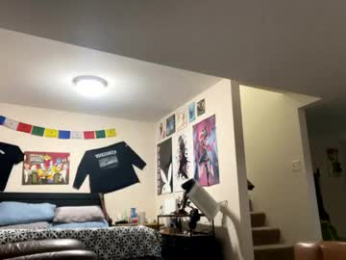 college_packing_8 webcam model stream image