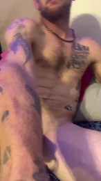 Kuntrystudd webcam model stream image