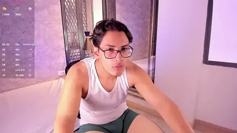 TheoHart_ webcam model stream image