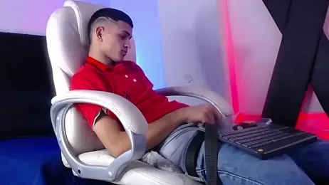 MateuusSpnn37 webcam model stream image