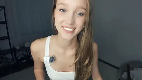 SerrenaAa webcam model stream image