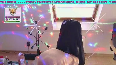 CrazyIndividium webcam model stream image