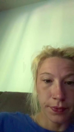 Emwarr1998 webcam model stream image