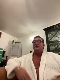 MountJohnXL webcam stripchat model stream image