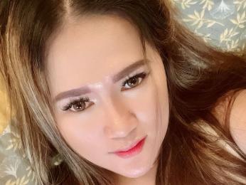 AdriannaFowler webcam model stream image