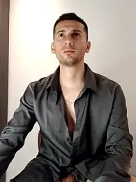 PhilipLawns webcam model stream image