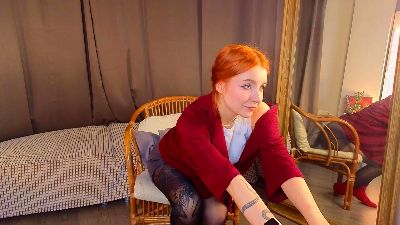 SoonHiggs webcam model stream image