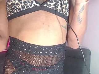 debora-hotbitch webcam camsoda model stream image