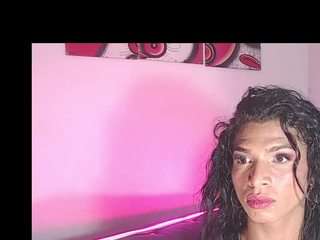 debora-hotbitch webcam model stream image