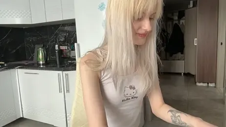 CelenFomes webcam model stream image