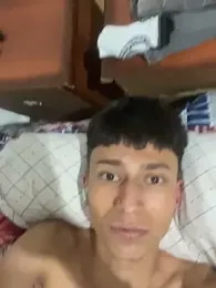 glopetitooo webcam model stream image