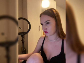 Albinka_Malinka webcam model stream image