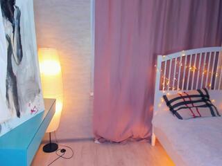 Cinderella Gumaer webcam model stream image