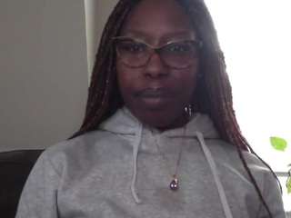 yourmadamindigo webcam model stream image