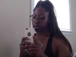 yourmadamindigo webcam model stream image