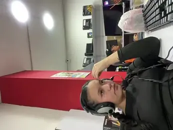 MathewFalcon webcam model stream image