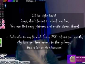 lee_green webcam model stream image